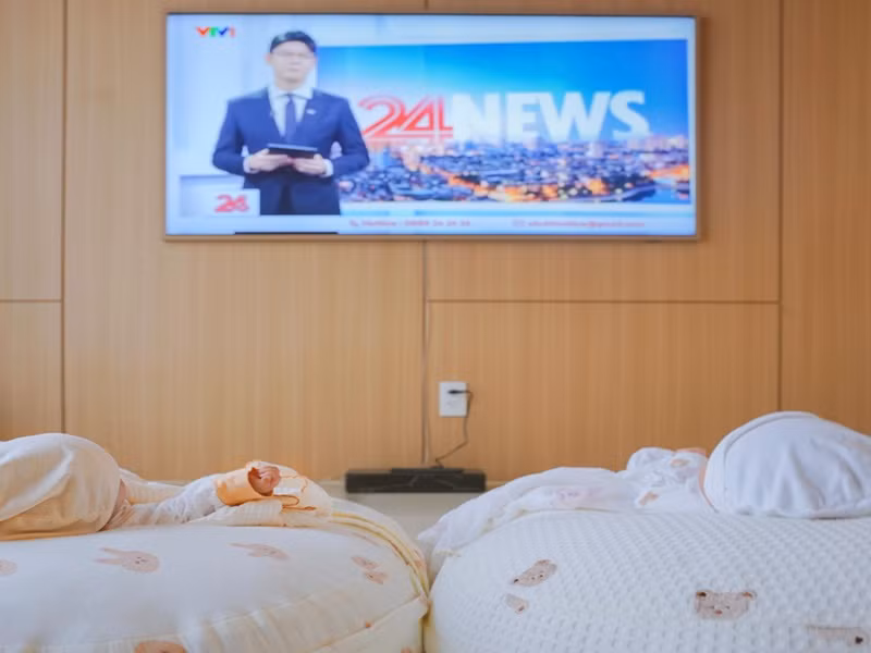 Mạnh Cường khoe hai con xem chương trình do anh dẫn sóng.