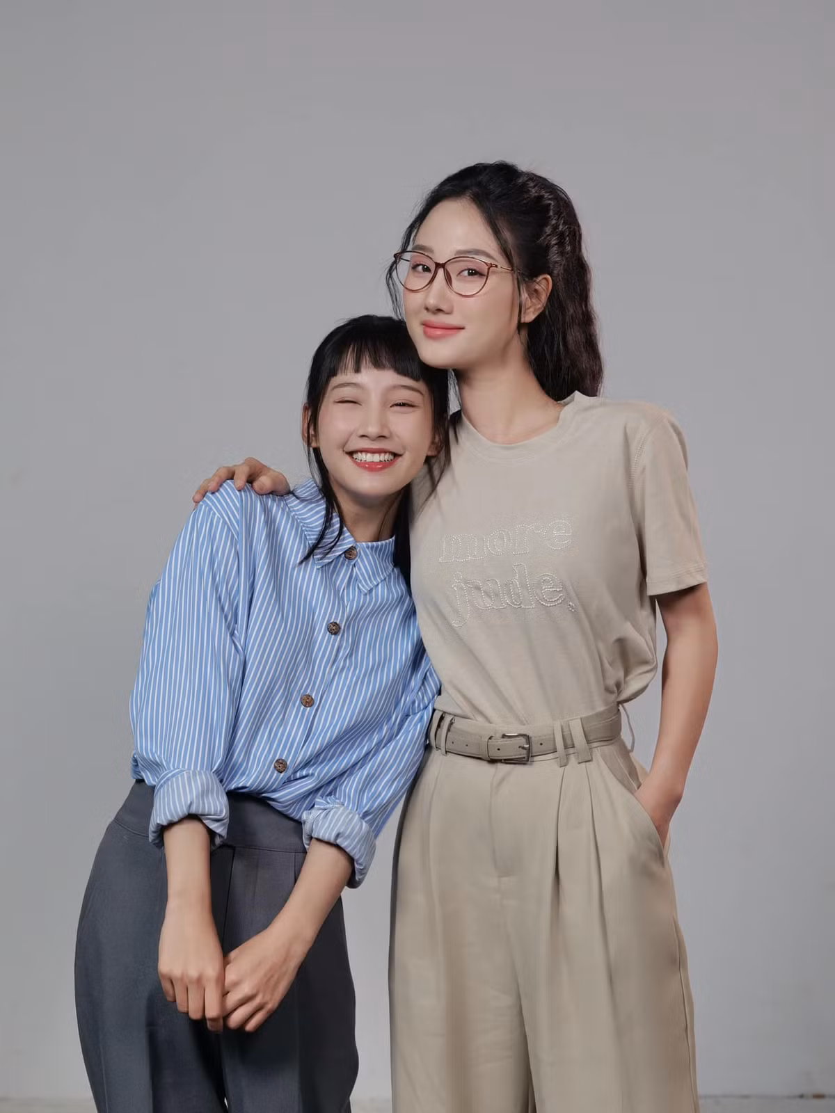 Cùng với nhân vật Pu, vai Lê là chủ đề gây tranh cãi, chủ yếu liên quan đến giọng nói.