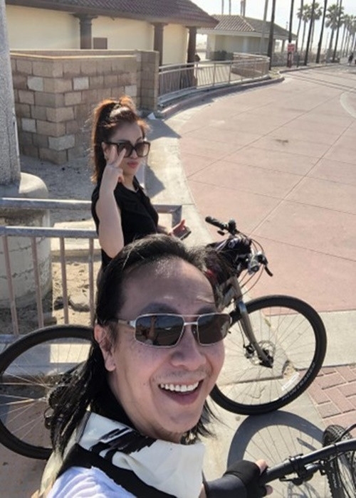 Minh Tuyết chia sẻ trên Dân Việt, chồng cô không phải một tỷ phú như nhiều người đồn đại.