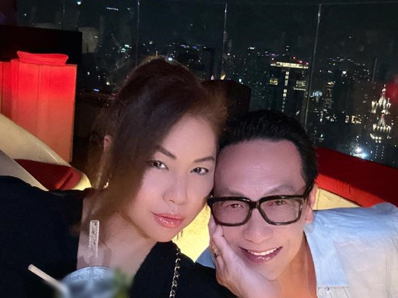 Minh Tuyết kết hôn với doanh nhân Diệp Nghi Keith năm 2000.