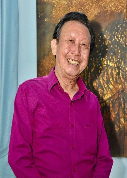 Trong cuộc phỏng vấn với Vietnamnet vào tháng 4/2024, nhạc sĩ Thế Hiển tâm sự, tiền bản quyền bài hát giúp ông đủ sống, không phiền con cháu. Ảnh: Người Lao Động.