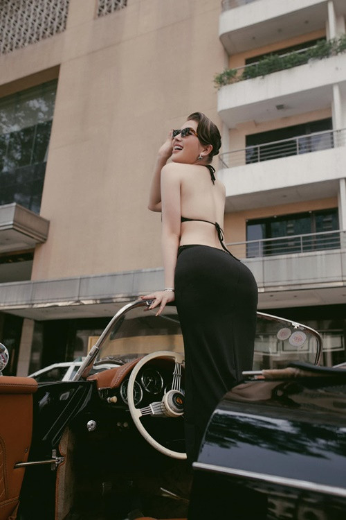 “Ngọc nữ Bolero” Lily Chen mặc táo bạo từ lâu.