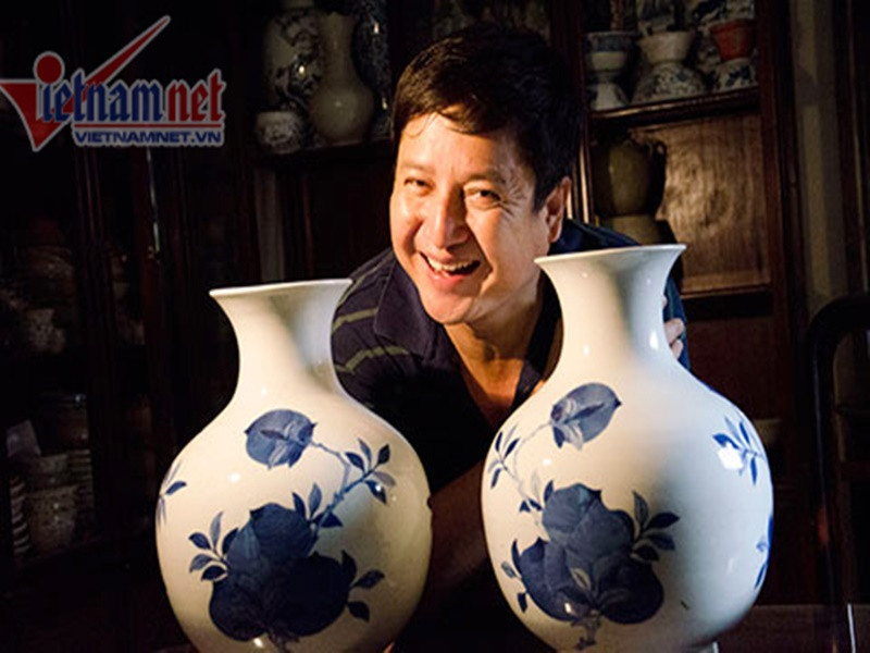 Đôi bình gốm nam nghệ sĩ khoe năm 2013. Ảnh: Vietnamnet.