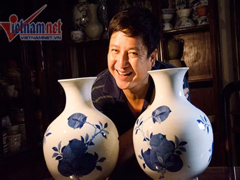 Đôi bình gốm nam nghệ sĩ khoe năm 2013. Ảnh: Vietnamnet.