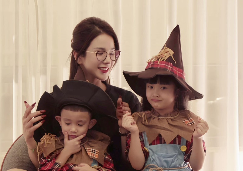 Bản thân Diệp Lâm Anh đóng góp 100 triệu đồng để giúp đỡ bà con vùng lũ. Ảnh: FB Diệp Lâm Anh.