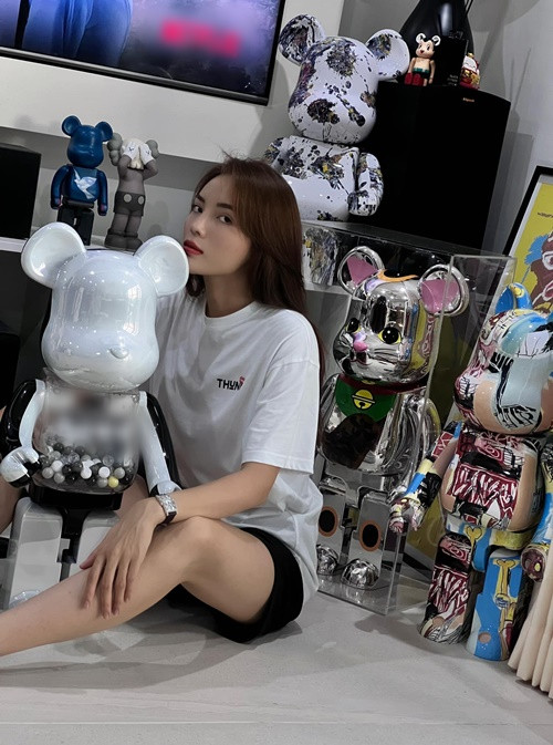 Tân Miss Universe Vietnam 2024 thích sưu tập đồ chơi Labubu, gấu nhựa.