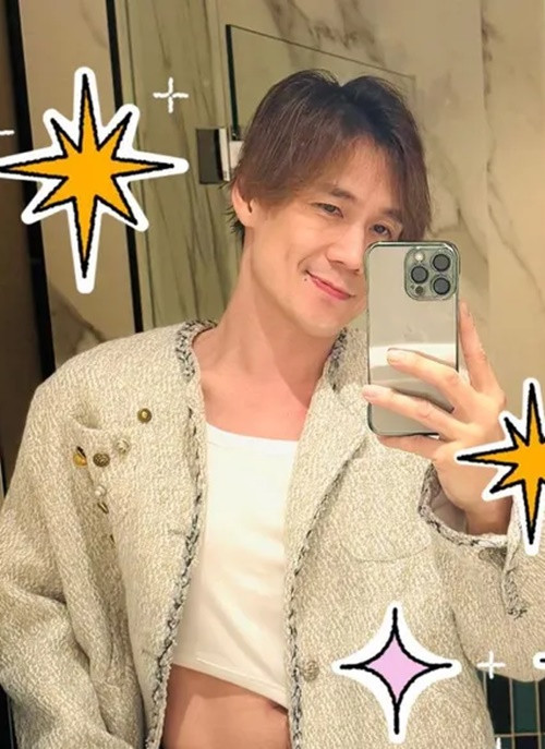 Nhiều cư dân mạng cho rằng phong cách thời trang của Khánh Phương khá nữ tính. Ảnh: Saostar.