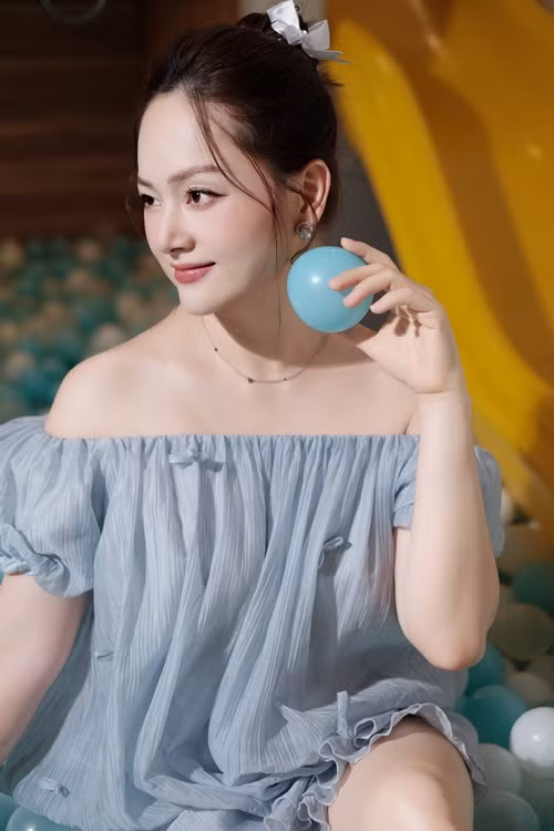 Ở tuổi 41, Lan Phương vừa có sự nghiệp vững chắc vừa có cuộc hôn nhân hạnh phúc.