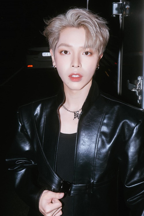 Xem những hình ảnh thiệt hại do bão, Đức Phúc không cầm lòng được, chỉ mong tất cả mọi người đều bình an và sớm vượt qua thời điểm khó khăn này. Anh còn ủng hộ 100 triệu cho bà con chịu thiệt hại do mưa lũ. Ảnh: FB Đức Phúc.