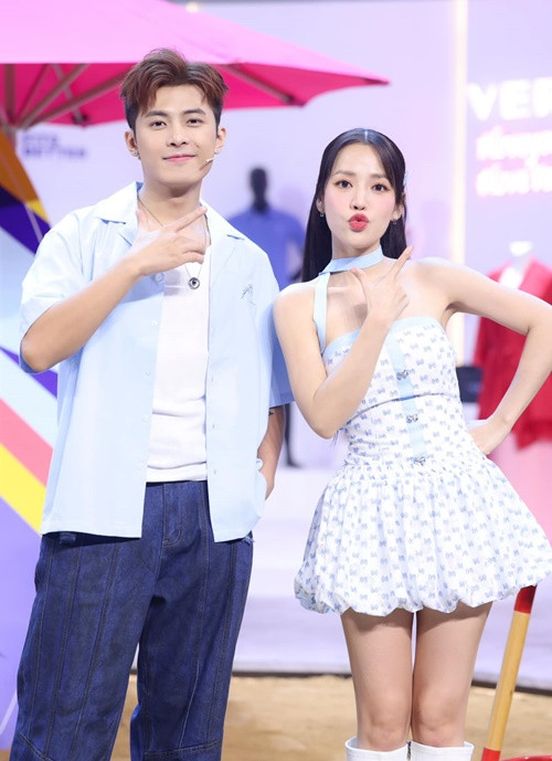 Vợ chồng Gin Tuấn Kiệt - Puka ủng hộ 50 triệu cho người dân vùng lũ. Ảnh: FB Gin Tuấn Kiệt.