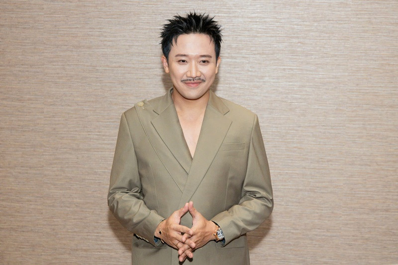 Trấn Thành góp mặt trong đám cưới diễn viên Anh Đức vào tối ngày 10/9. Ảnh: Znews.