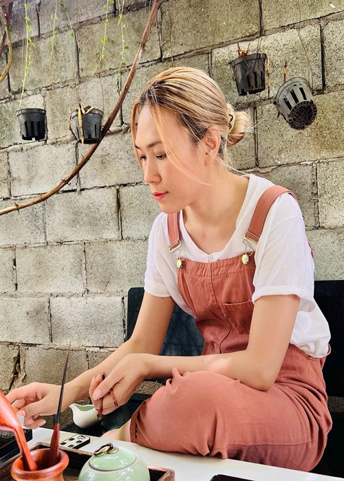 Mỹ Tâm có sở thích uống trà tại nhà. Ảnh: Instagram Mỹ Tâm.
