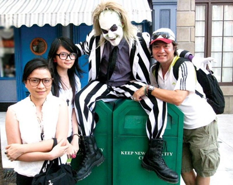 Vợ chồng Ngọc Hiệp có một cô con gái tên Như Quỳnh. Ảnh: Gia Đình Xã Hội.