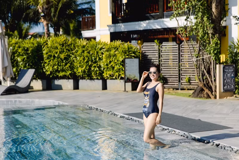 Thân hình nữ doanh nhân thon gọn dù từng 2 lần sinh nở.