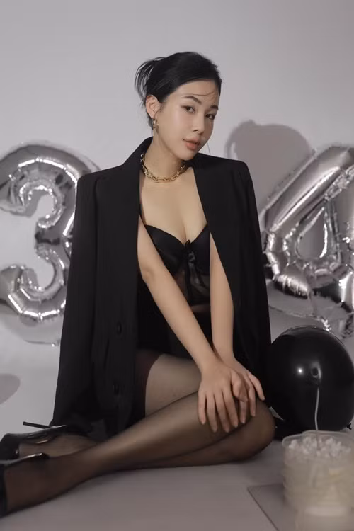 Về ồn ào dẫn dắt đêm nhạc Tuấn Hưng - Duy Mạnh, Tố Quyên cho biết, cô mong mọi người có thể lượng thứ và bỏ qua những sai sót khi cô làm MC. Ảnh: FB Tố Quyên.