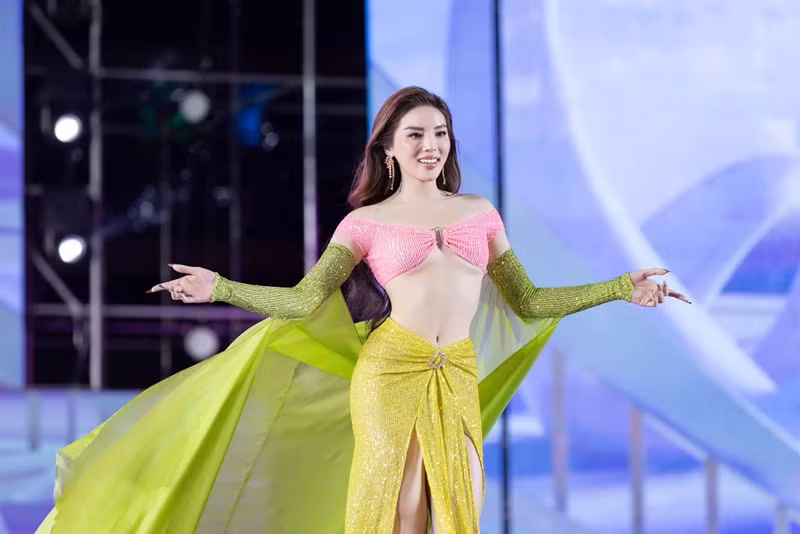 Kỳ Duyên có kinh nghiệm biểu diễn nhiều năm. Phong cách thời trang của cô cũng được đánh giá cao. Bên cạnh đó, sắc vóc cũng là lợi thế của Kỳ Duyên ở Miss Universe Vietnam 2024. Ảnh: FB Kỳ Duyên.