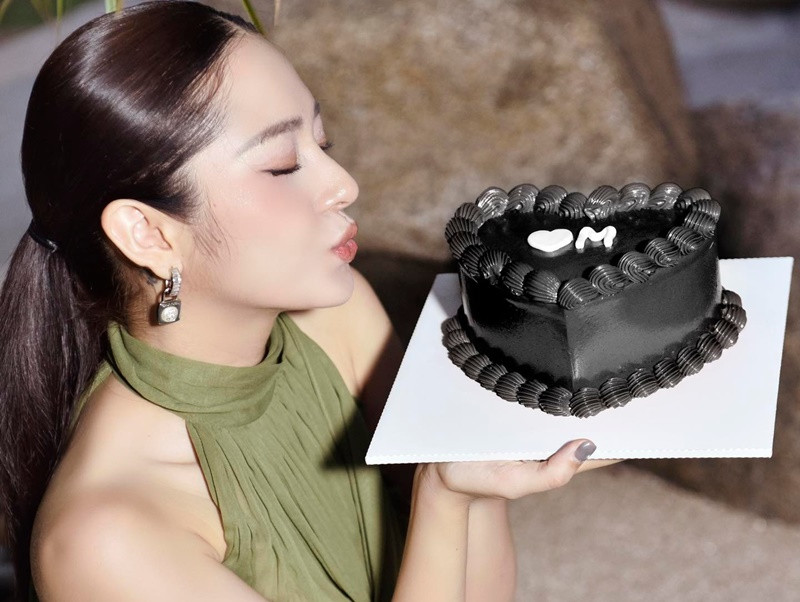 Bảo Anh mang bầu, sinh con năm 2023. Đối với cô, sinh nhật khi có con là cột mốc đáng nhớ nhất. Ảnh: FB Bảo Anh.