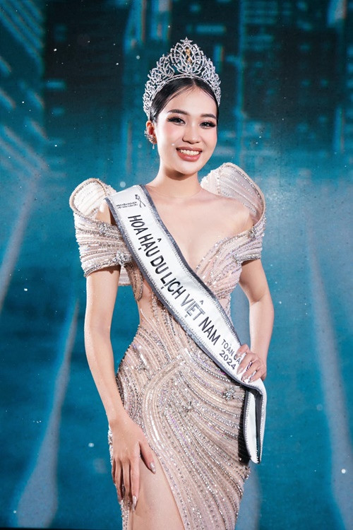 Kỳ Duyên có chiều cao 1m75, số đo ba vòng 90-62-92 cm. Ảnh: FB Hoa hậu Du lịch Việt Nam Toàn cầu.