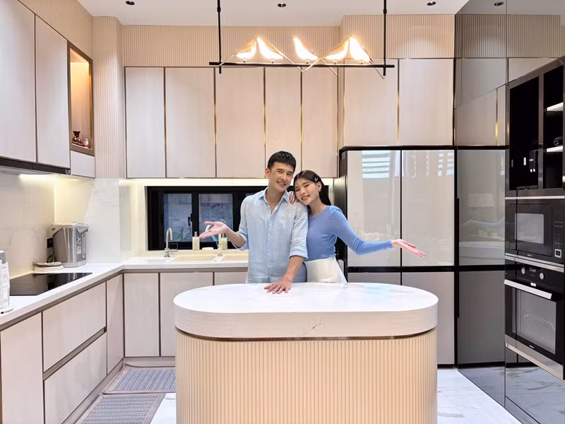 Căn bếp là nơi yêu thích trong nhà của Thúy Diễm.