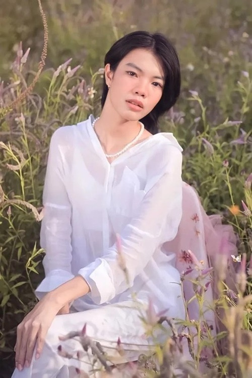 Năm 14 tuổi, khi thấy Hương Giang đăng quang cuộc thi Hoa hậu Chuyển giới Quốc tế 2018, Tường San nhận ra giới tính thật của mình. Ảnh: Thương Hiệu Pháp Luật.