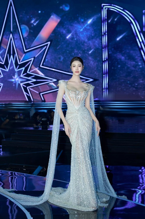 Tường San chuyển giới vào năm 18 tuổi. Theo Dân Việt, người đẹp tham gia cuộc thi Hoa hậu Chuyển giới Việt Nam 2023 chỉ sau 12 ngày trải qua ca phẫu thuật chuyển giới. Ảnh: FB Tường San.