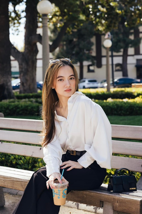 Thần đồng ca nhạc một thời tốt nghiệp trường University of Southern California ngành Công nghiệp âm nhạc năm 2018 sau 3 năm theo học. Ảnh: FB Xuân Nghi.