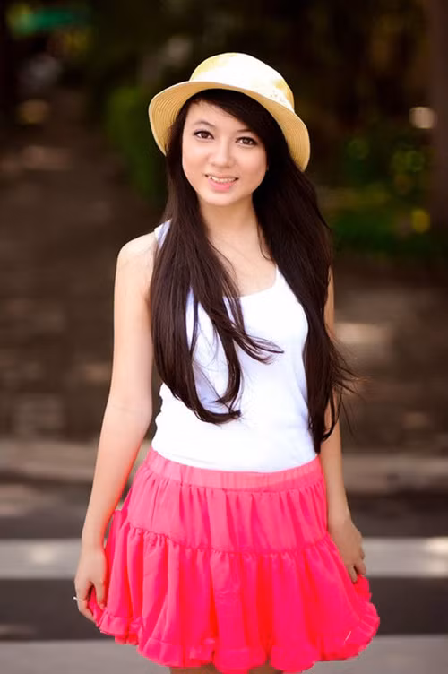 Năm 16 tuổi, Xuân Nghi sang Mỹ du học tại Trường đào tạo nghệ sĩ Orange County High School of the Arts. Ảnh: FB Xuân Nghi.