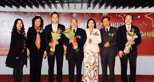 Nhung “tap doan gia dinh tri” noi tieng tai Viet Nam-Hinh-4