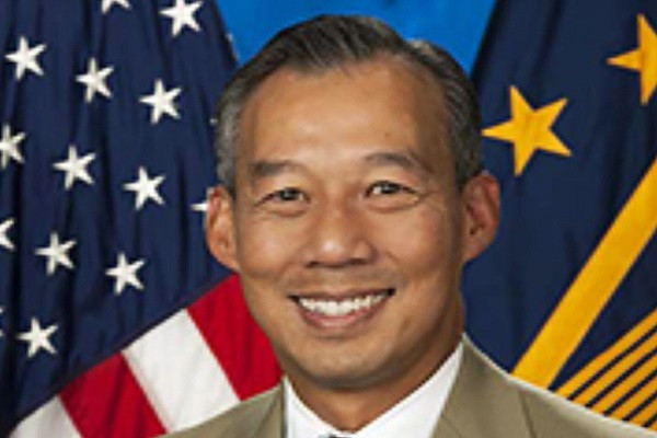 Tong thong Joe Biden bo nhiem mot nguoi goc Viet lam quyen bo truong