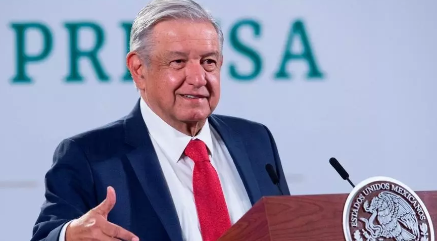 Chan dung Tong thong Mexico vua mac COVID-19-Hinh-10