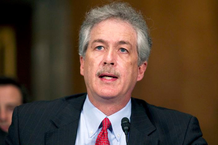 Ông đóng vai trò hàng đầu trong việc loại bỏ chương trình vũ khí bất hợp pháp ở Libya, nỗ lực thiết lập lại quan hệ với Nga trong thời kỳ đầu của chính quyền Obama, cũng như tăng cường quan hệ đối tác chiến lược với Ấn Độ. Ảnh: YN.