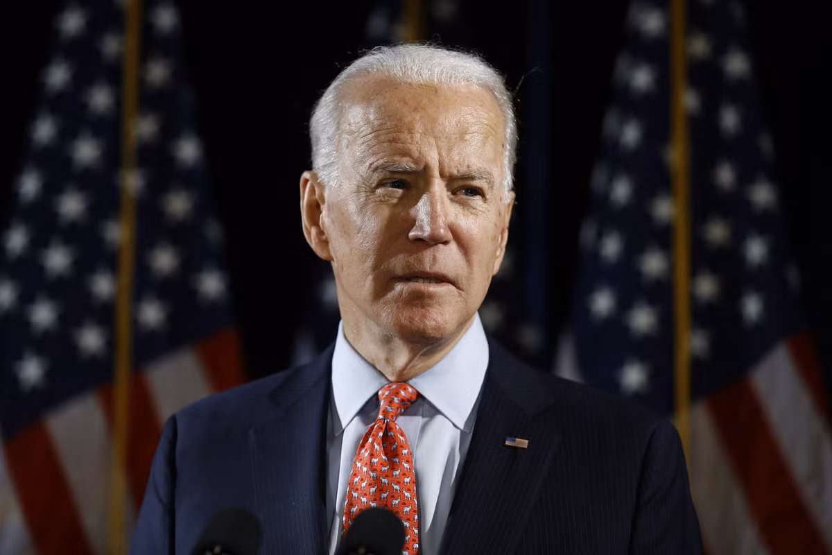 Trước đó cùng ngày, Tổng thống Biden cũng đã gọi điện cho người đứng đầu Cục Vệ binh Quốc gia để cám ơn và đồng thời xin lỗi về việc vệ binh phải rời khỏi Điện Capitol và nghỉ ngơi trong hầm để xe. Ảnh: AP.