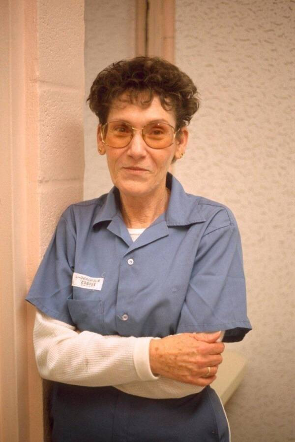 Judy hạ sinh cậu con trai tên Michael. Sau đó không lâu, bà ta gặp một phi công trẻ, James Goodyear. Hai người kết hôn vào năm 1962. Vài năm sau, gia đình Judy chào đón thêm hai người con là James và Kimberly. Ảnh: ATI.