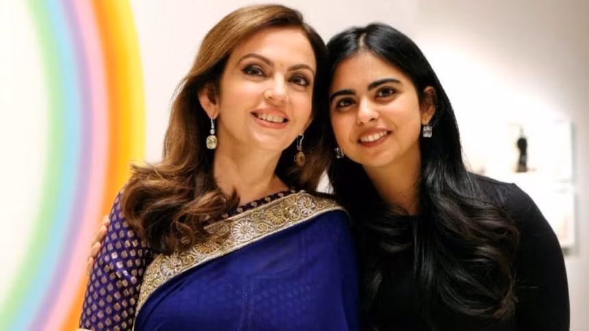 Nita Ambani chứng tỏ mình là một nữ doanh nhân hùng mạnh, không bị lấn át bởi những thành công của chồng. Bình đẳng giới là một vấn đề quan trọng đối với bà. Trên thực tế, mọi phụ nữ trong gia đình bà đều được trao quyền tự do bình đẳng ngay từ nhỏ. Vì vậy, bà truyền lại điều này cho các con mình. Bà dạy dỗ 2 con trai phải biết tôn trọng phụ nữ, đồng thời đảm bảo rằng con gái Isha biết được rằng cô có thể đạt được bất cứ mục tiêu, ước mơ cá nhân.