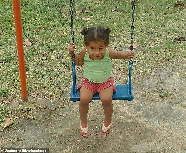 Nguồn tin cho hay, nghi phạm Josimare bị vấn đề về tâm thần, bao gồm trầm cảm. Cô ta được cho là thực hiện hành vi sát hại con gái trong lúc tinh thần không ổn định.