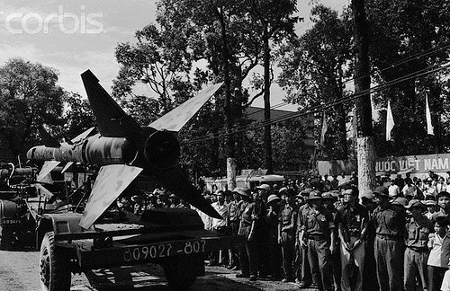 Tên lửa phòng không SAM-2 cũng được huy động cho loạt chiến dịch giải phóng hoàn toàn miền Nam thống nhất đất nước.