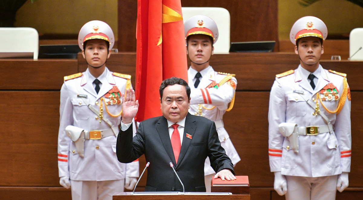 Ong Tran Thanh Man tro thanh Chu tich Quoc hoi-Hinh-2