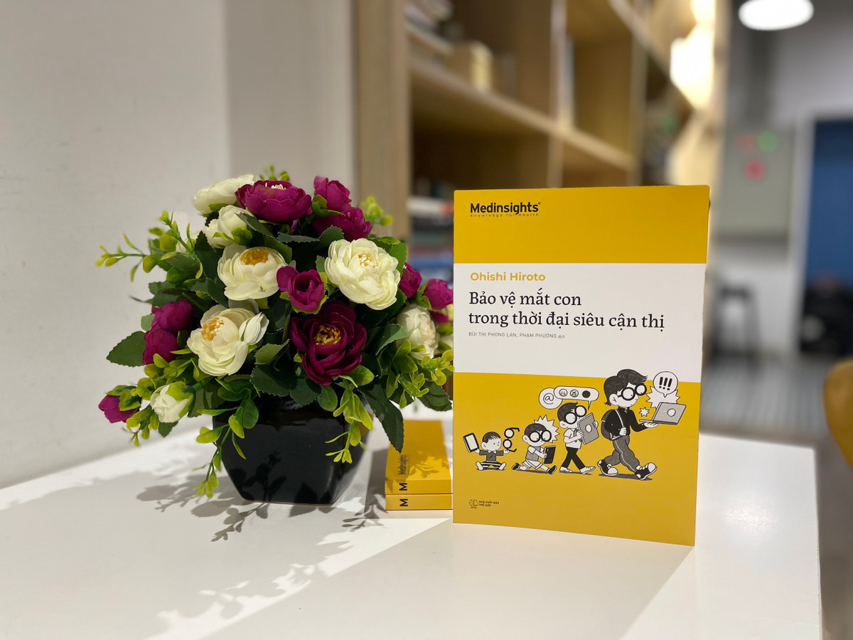 Cam nang giup bao ve mat con trong thoi dai “sieu can thi”