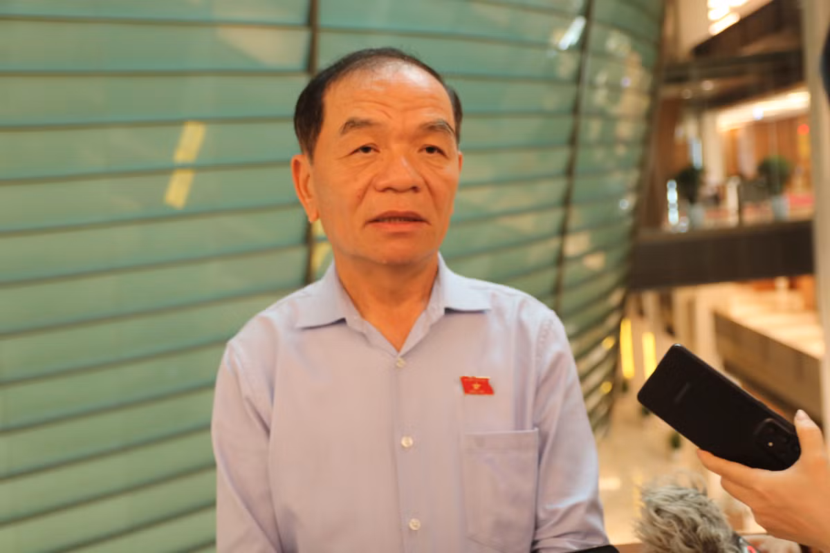 DBQH: Can xu nghiem vu chau be bi bo quen tren xe de ran de-Hinh-2