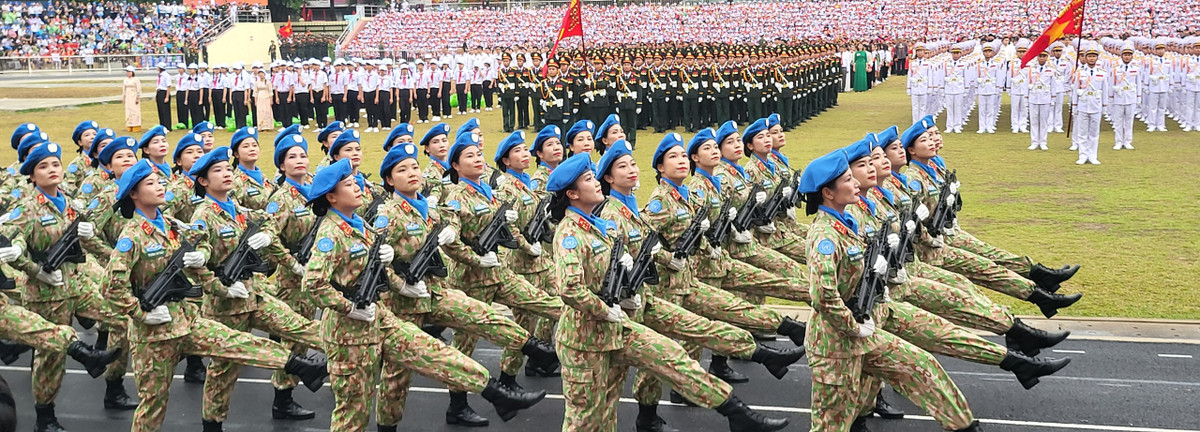 Khối nữ sĩ quan Lực lượng gìn giữ hòa bình.