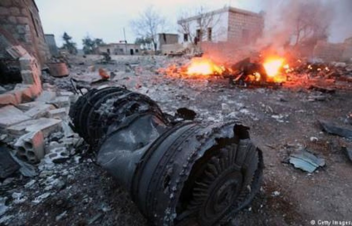 Dù có phương pháp tác chiến bài bản như Nga cũng không tránh khỏi đòn tấn công nguy hiểm chết người từ vũ khí phòng không vác vai nhắm vào Su-25 tại Syria.