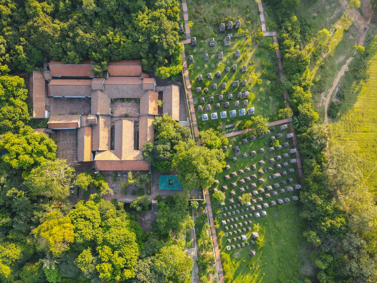 Với giá trị đặc biệt tiêu biểu, di tích lịch sử và kiến trúc nghệ thuật chùa Bổ Đà được Thủ tướng Chính phủ xếp hạng là Di tích quốc gia đặc biệt.