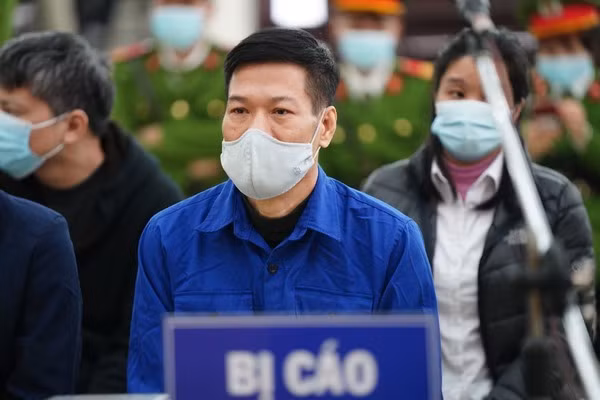 Loi khai ve suc ep cua cuu Giam doc Trung tam CDC Ha Noi-Hinh-2