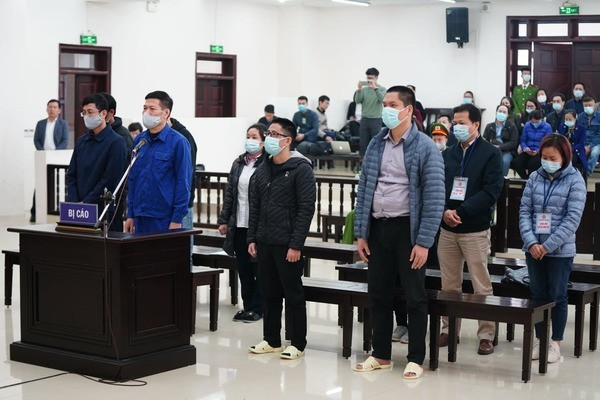 Loi khai ve suc ep cua cuu Giam doc Trung tam CDC Ha Noi