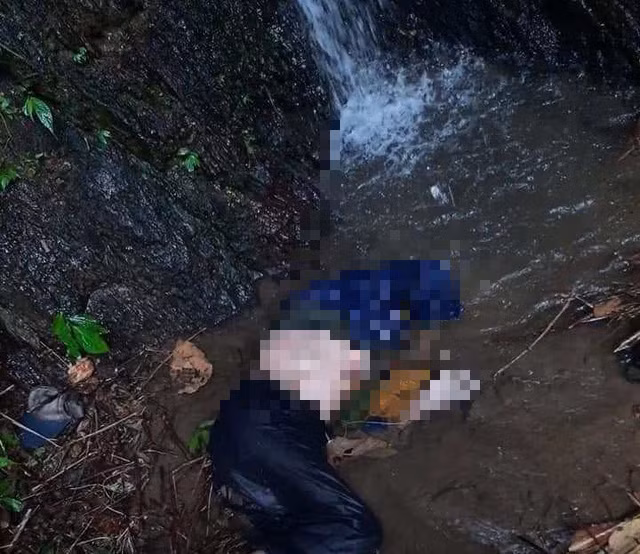  Phát hiện thi thể người đàn ông dưới khe suối: Trong quá trình đi lấy nước tại khe suối, một số người dân sinh sống tại xã Tả Phời, tỉnh Lào Cai phát hiện thi thể người đàn ông. Kết quả điều tra bước đầu xác định nạn nhân là công dân địa phương, năm nay đã ngoài 80 tuổi, hơi có vấn đề về đầu óc, hay đi lang thang. Không có dấu hiệu trọng án. 