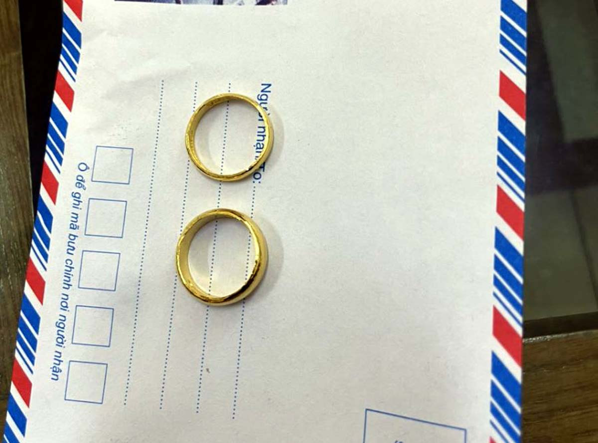 Hưng Yên: Bắt cô gái mua 3 chỉ vàng với giá hơn 16 nghìn đồng - Hình 2 Hung Yen: Bat co gai mua 3 chi vang voi gia hon 16 nghin dong-Hinh-2