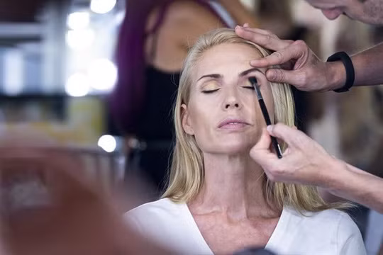 Meo trang diem mat don gian giup phai dep 