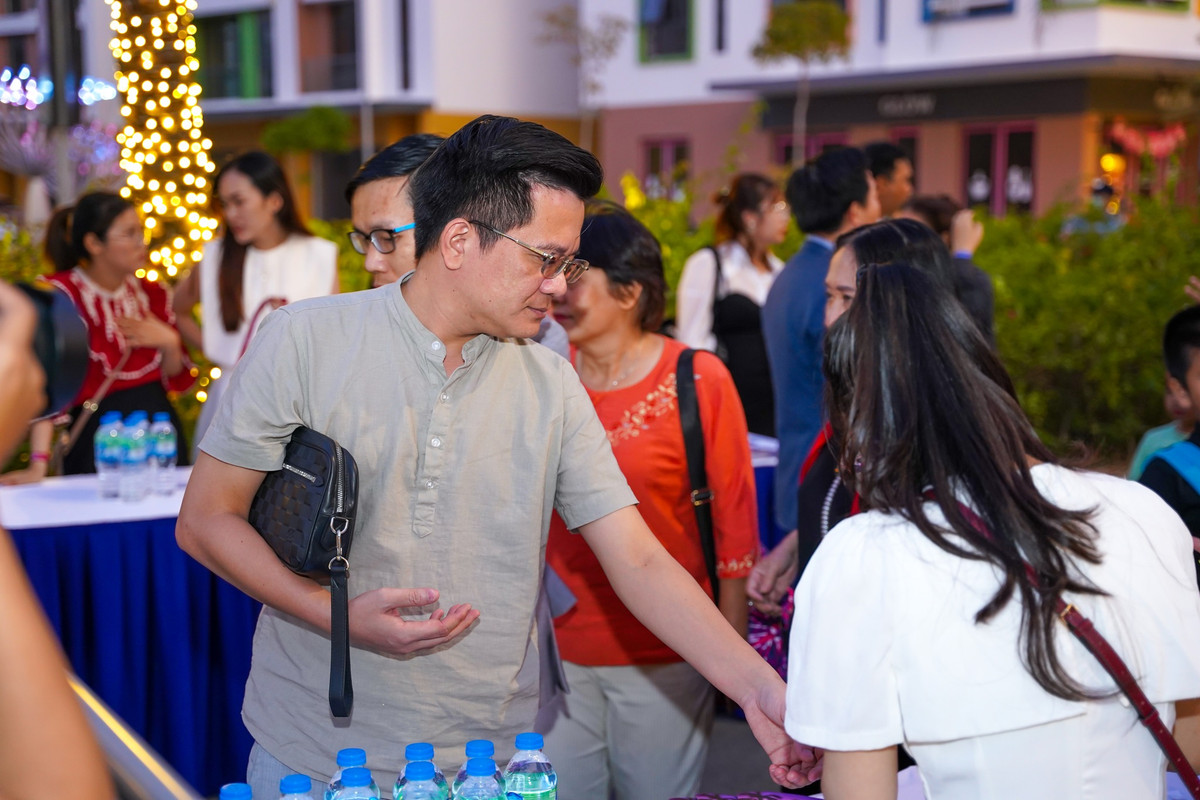 Mua Dong by Mey #2 – Tan huong khong khi Giang sinh va nam moi cung Trung Quan Idol va Bui Anh Tuan-Hinh-9