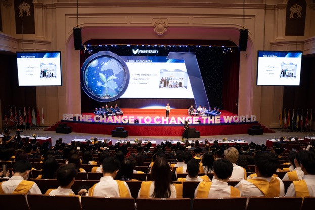 Toan canh Le khai giang “dac biet” o Truong Dai hoc VinUni-Hinh-10