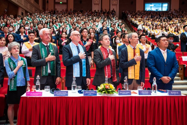 Toan canh Le khai giang “dac biet” o Truong Dai hoc VinUni-Hinh-3